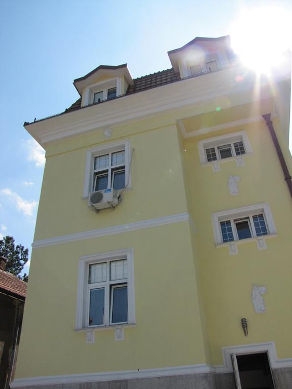 Vila Hedonija Belgrade Exterior photo