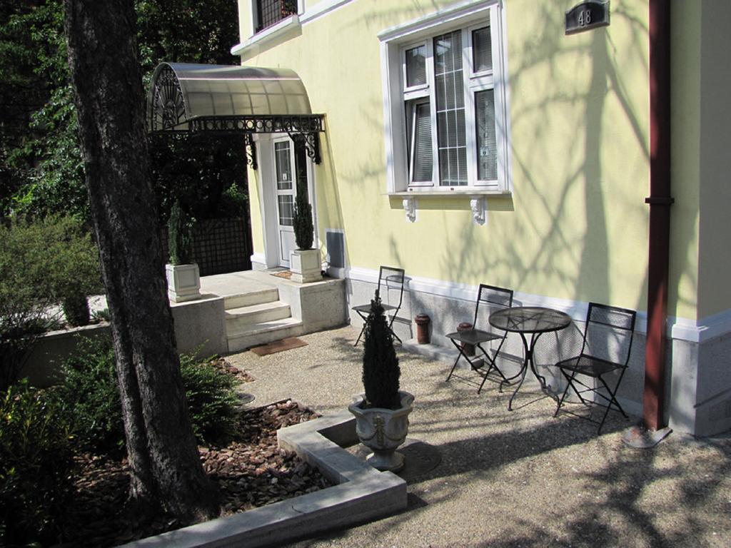 Vila Hedonija Belgrade Exterior photo